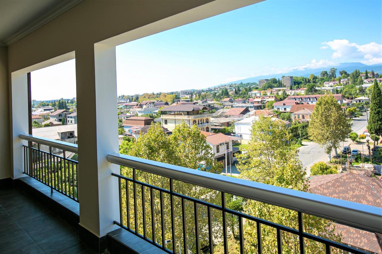 Garuda Boutique Hotel Sukhumi Eksteriør bilde