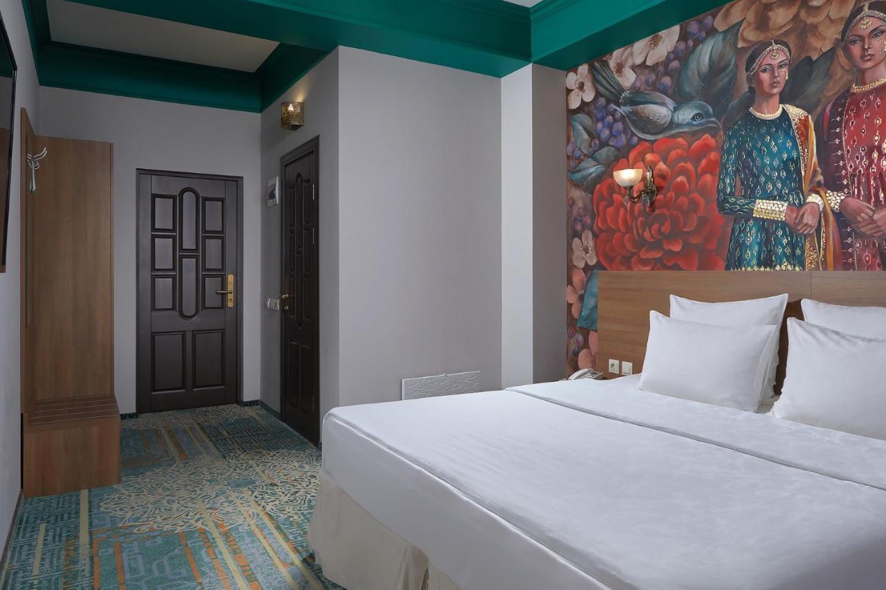 Garuda Boutique Hotel Sukhumi Eksteriør bilde