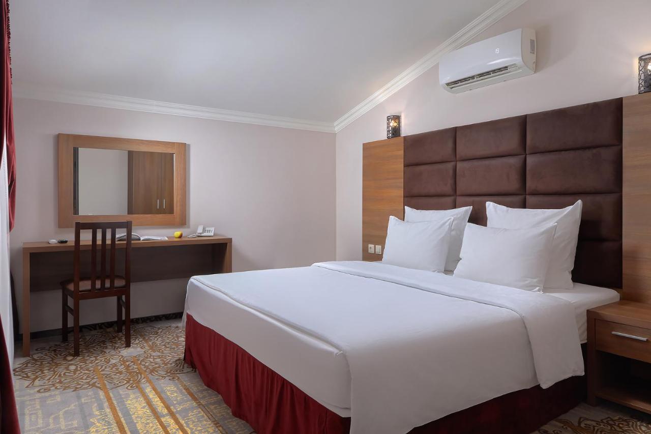 Garuda Boutique Hotel Sukhumi Eksteriør bilde