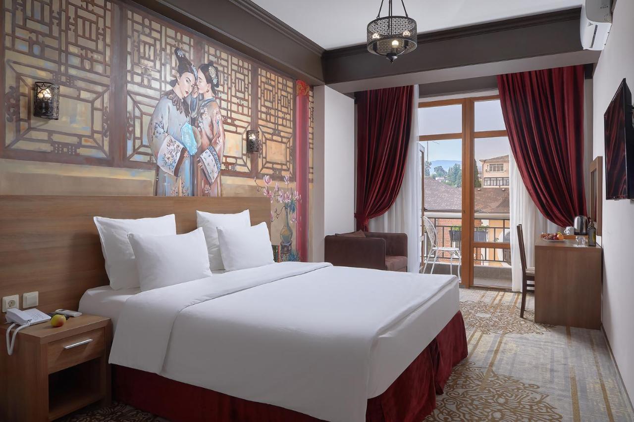 Garuda Boutique Hotel Sukhumi Eksteriør bilde