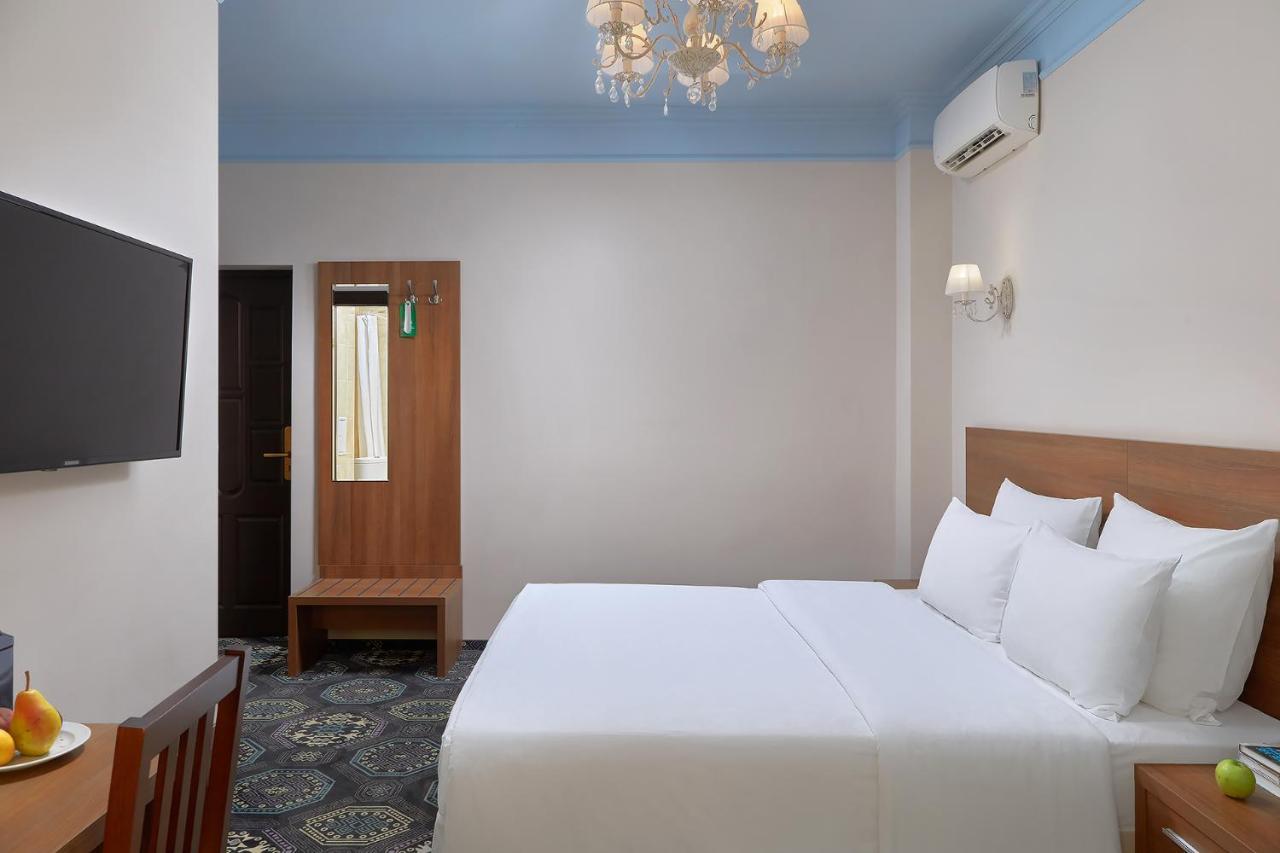 Garuda Boutique Hotel Sukhumi Eksteriør bilde