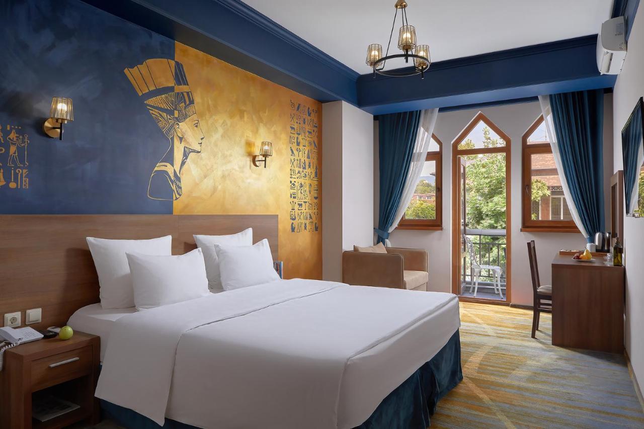 Garuda Boutique Hotel Sukhumi Eksteriør bilde
